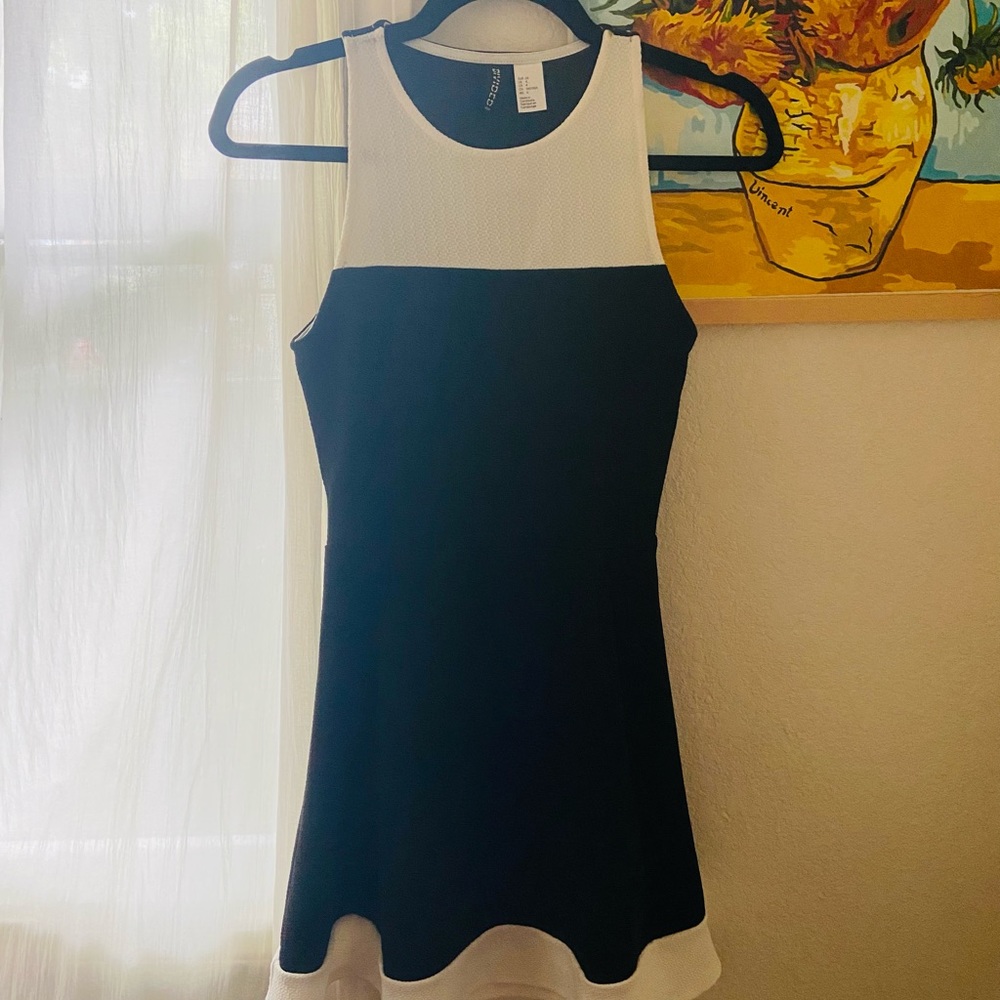 H & M Black and White dress